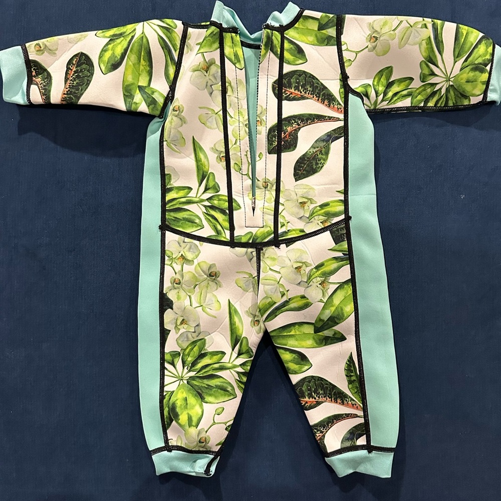 Baby Neoprene Wetsuit – 12–24 Months – Tropical Leaf Print